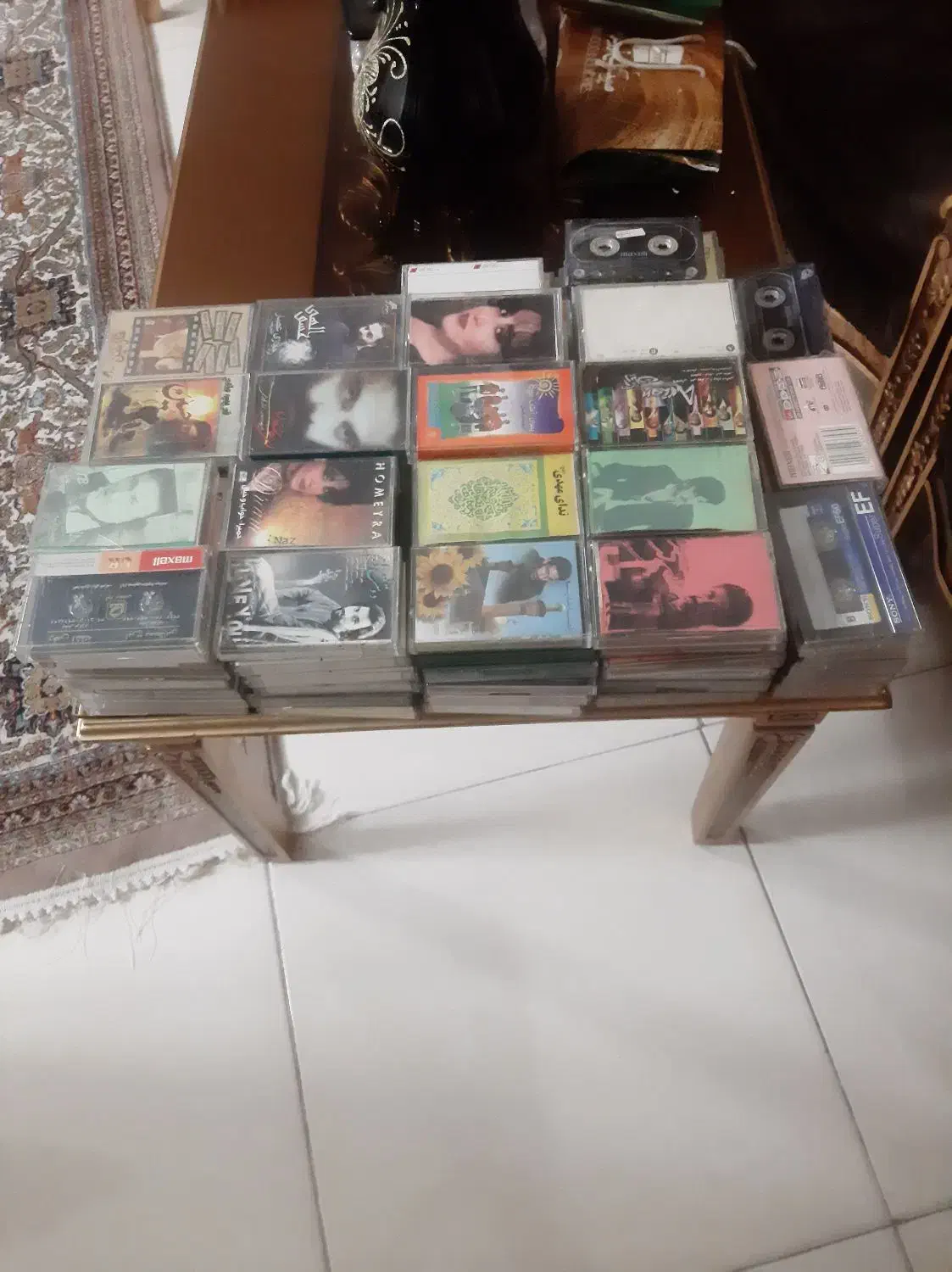 ۱۲۲ عدد نوار کاست قدیمی|کلکسیون اشیاء عتیقه|تهران, صد دستگاه|دیوار