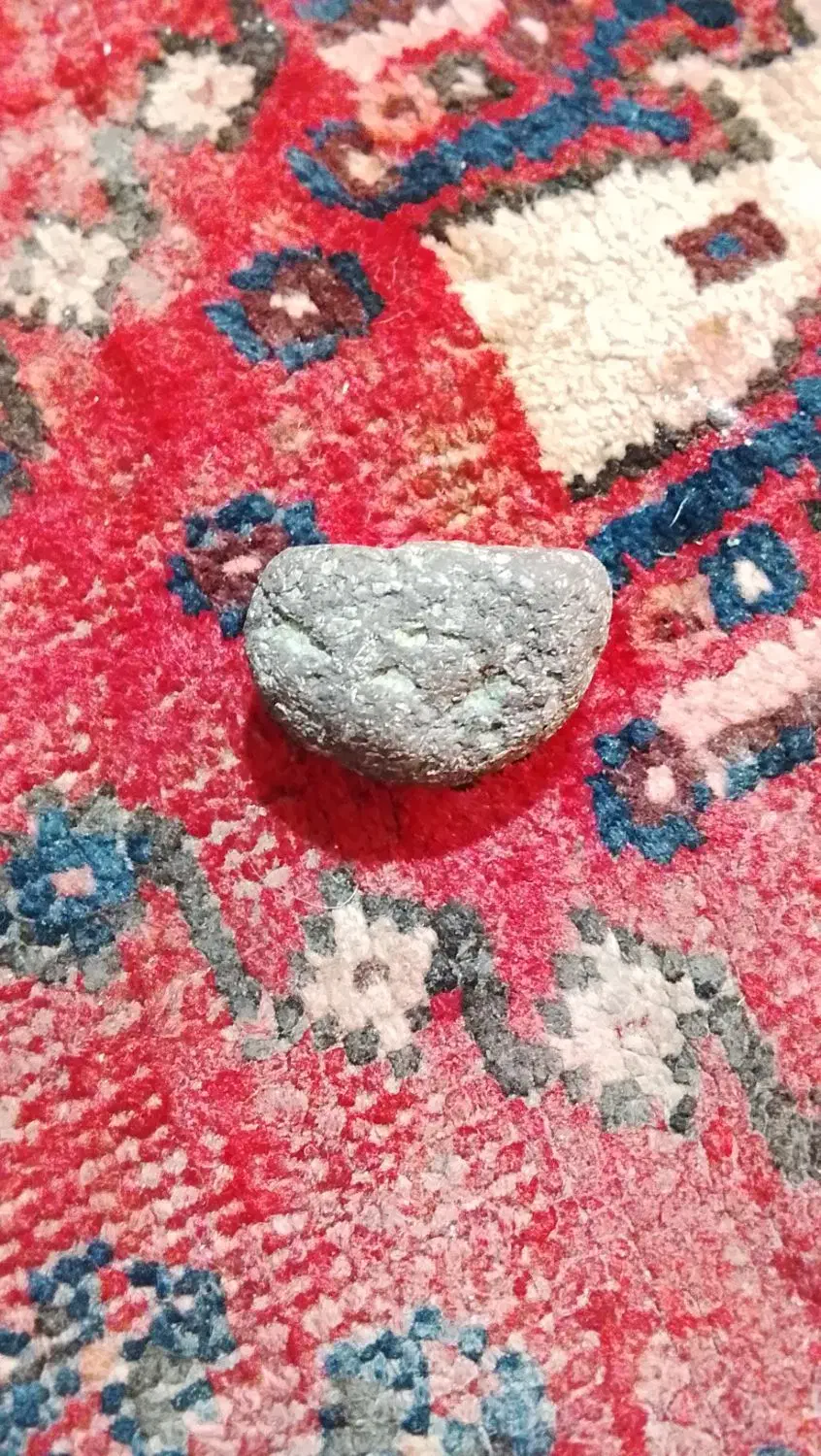 شهاب سنگ کندریتی|کلکسیون اشیاء عتیقه|برخوار, |دیوار