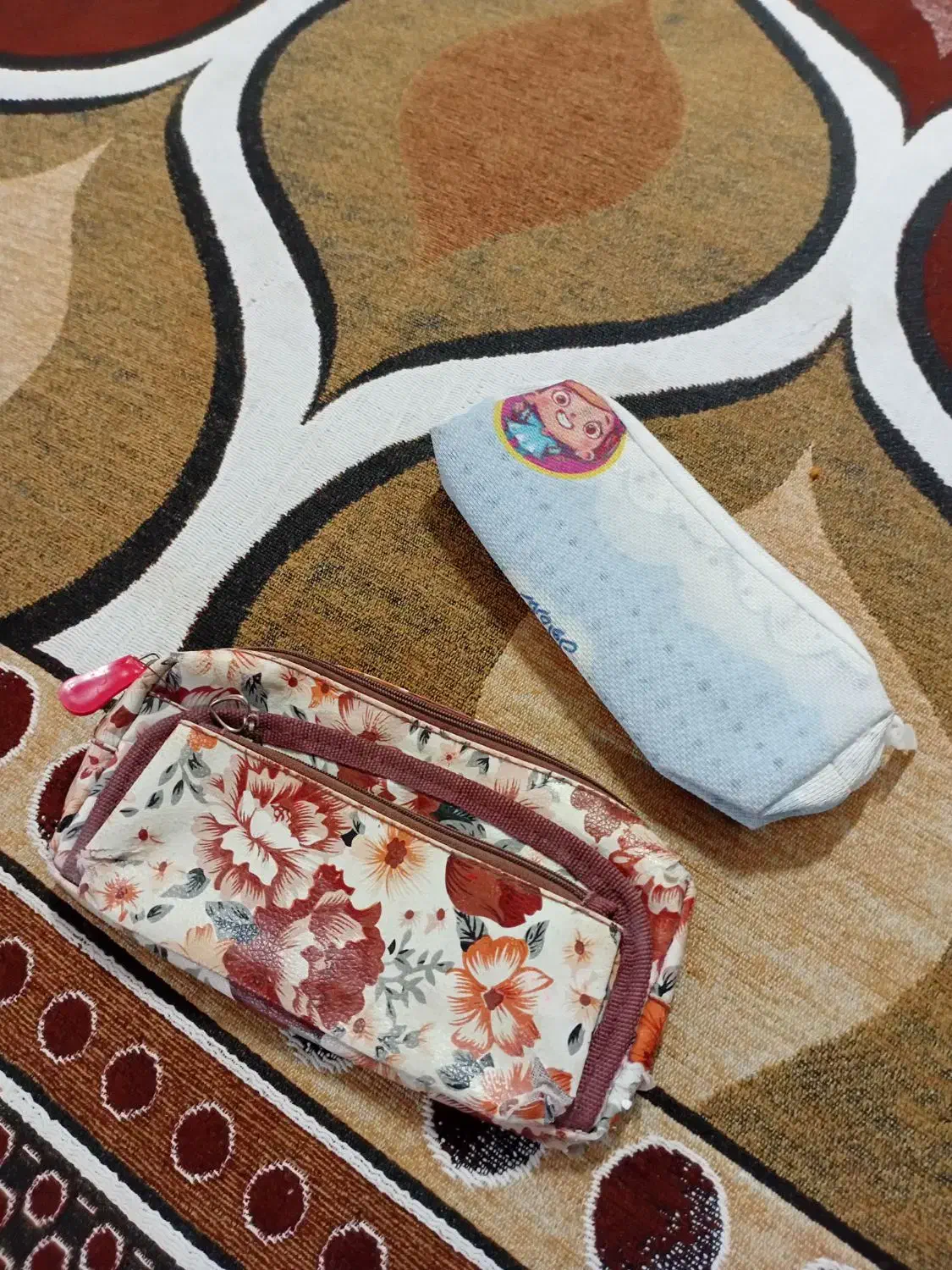 کوله پشتی و جامدادی|لوازم التحریر|گناباد, |دیوار