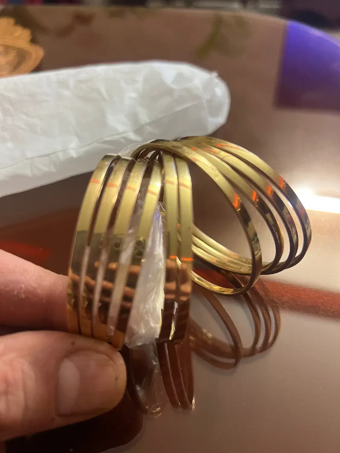 فروش ده عدد انگو آیینه ای ۳۴گرم قیمت روی تابلو|جواهرات|اصفهان, ملک‌شهر|دیوار