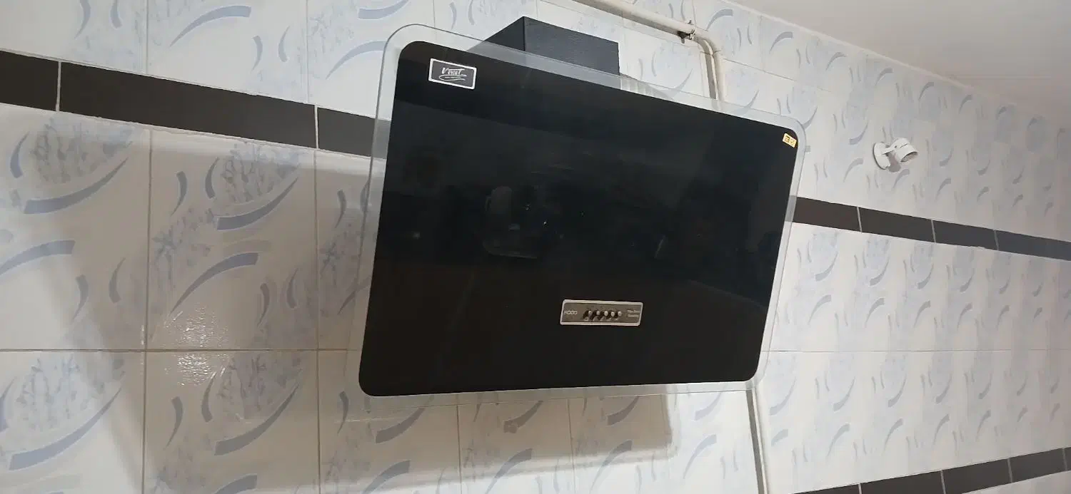 هود بسیار سالم و نو و تمیز|هود|بیجار, |دیوار