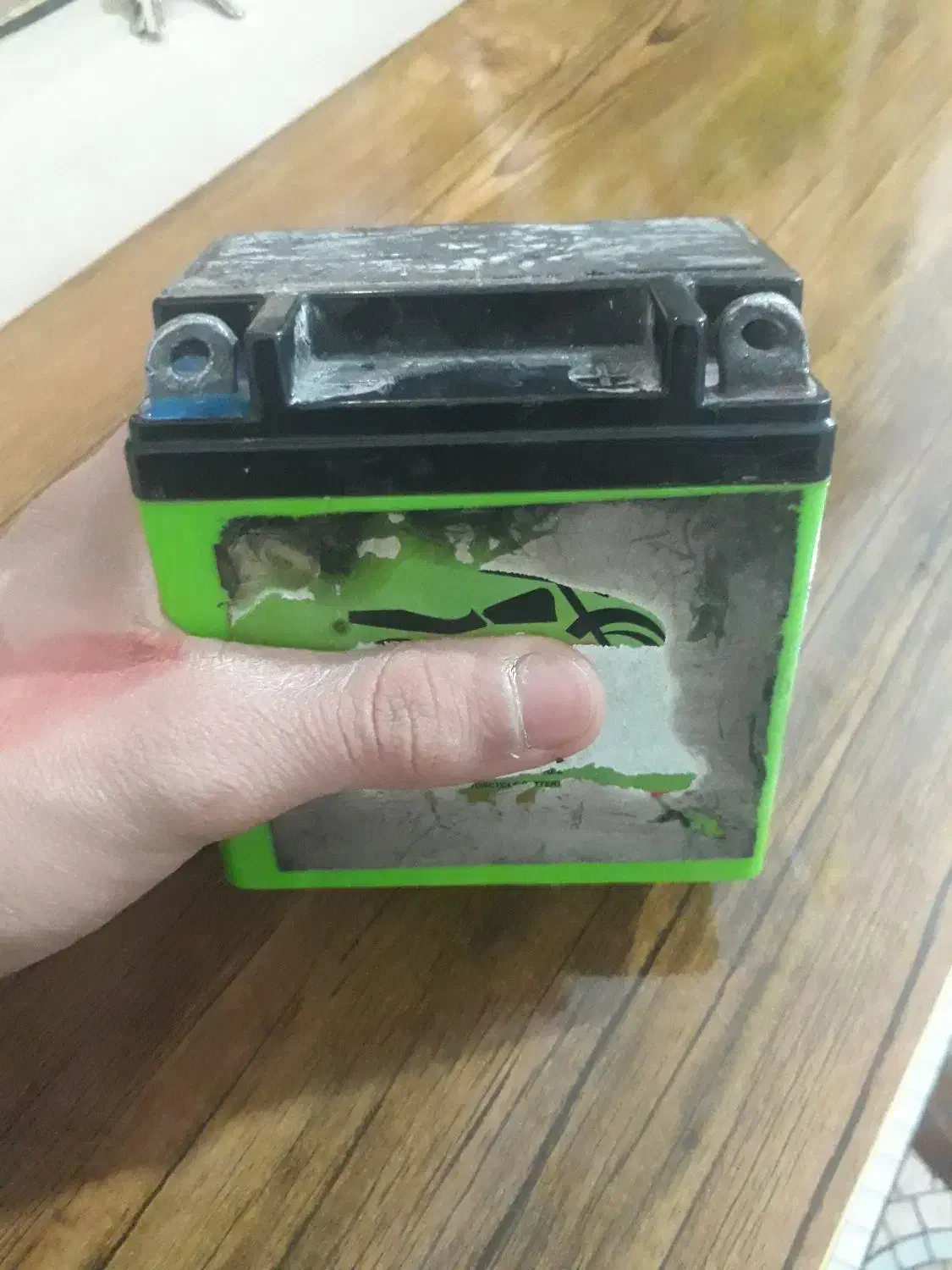 باطری ۱۲ولت ۷آمپر|اسباببازی بچه|ایذه, |دیوار