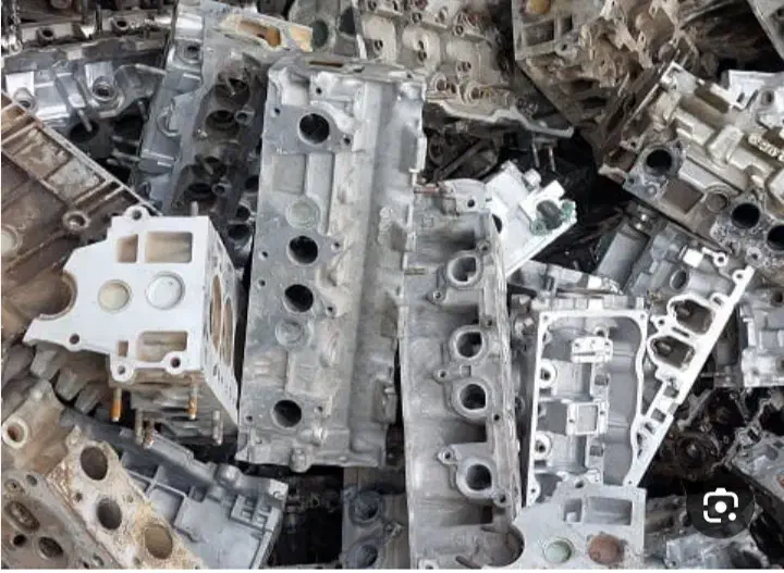 ضایعات درب و پنجره آلمینیوم آهن مس برنج|عمدهفروشی|بندرعباس, |دیوار