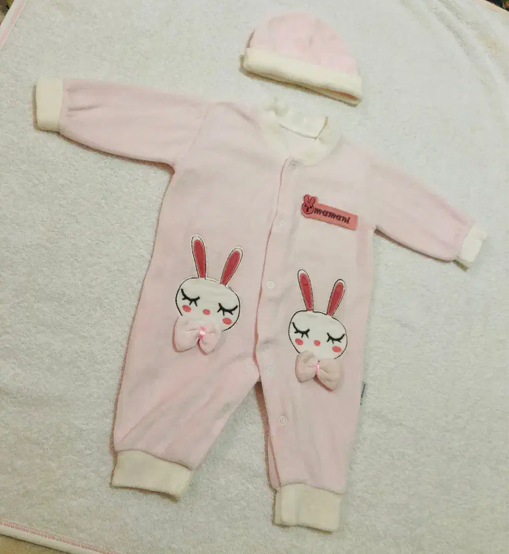 تعدادی لباس نوزادی ۰ تا ۱ نو و کارکرده|کفش و لباس بچه|تهران, مسعودیه|دیوار