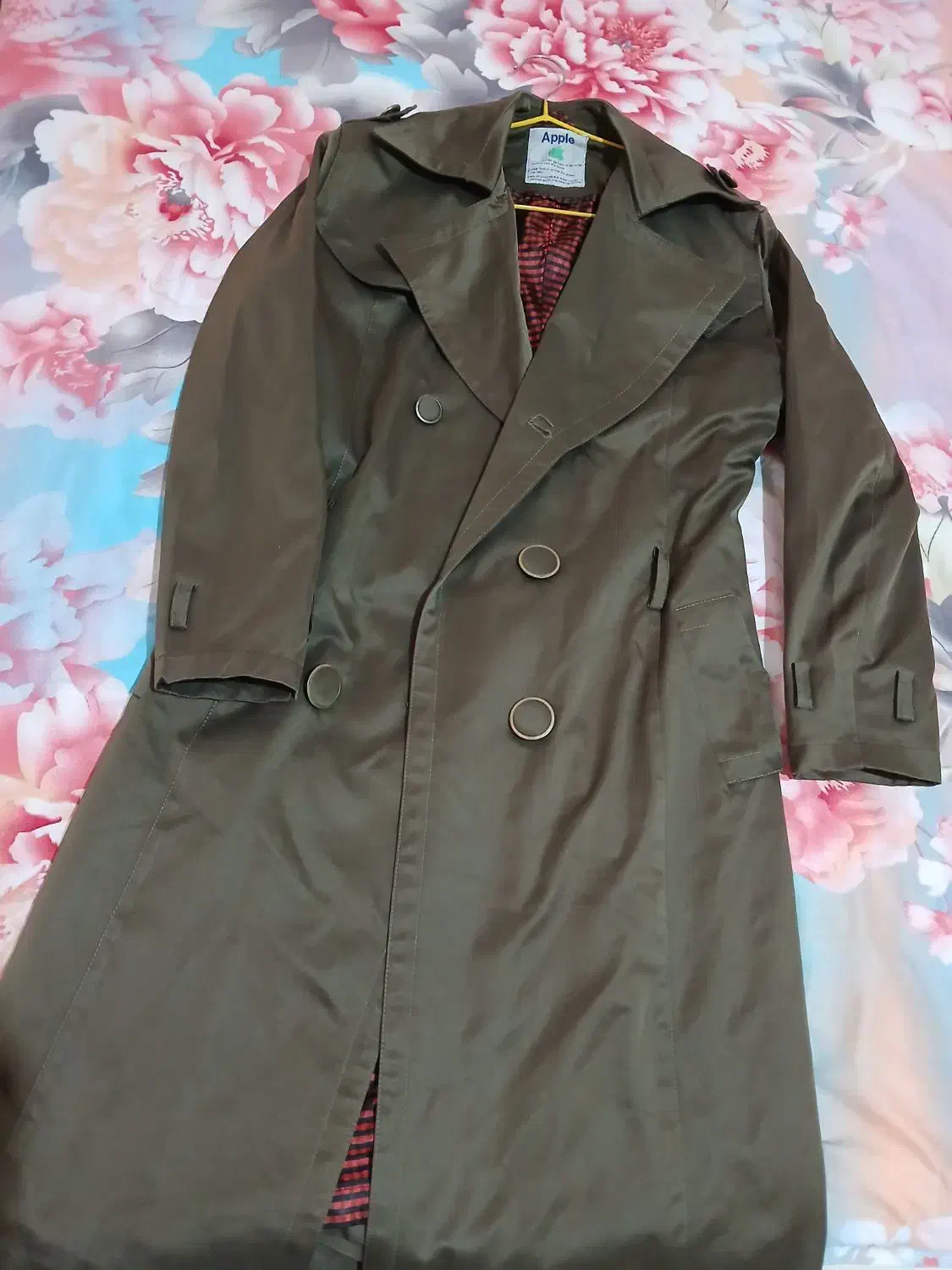 بارونی|لباس|محمدیه-قزوین, |دیوار