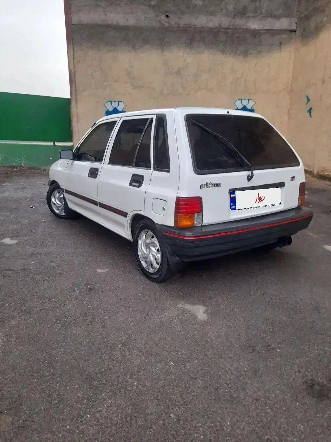 هاچبک کرهای مدل ۷۵ درحد|خودرو سواری و وانت|مشهد, پایین خیابان|دیوار