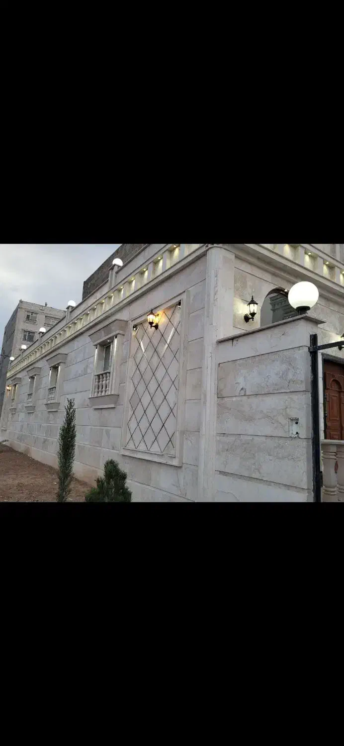 ویلایی سه نبش درمامونیه آزادگان|فروش خانه و ویلا|زرندیه, |دیوار