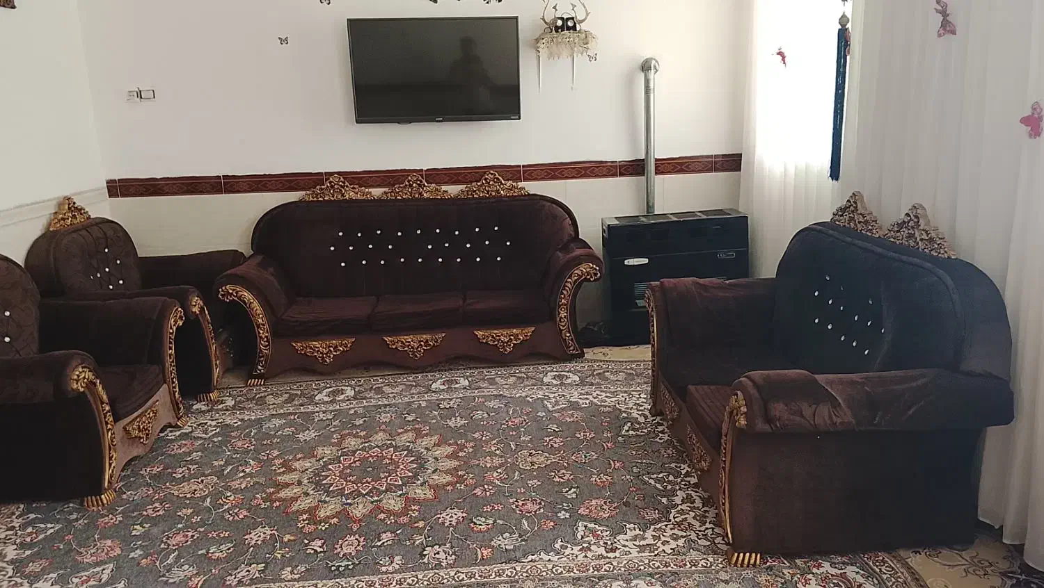 مبل راحتی سالم|مبلمان خانگی و میز عسلی|اقبالیه, |دیوار