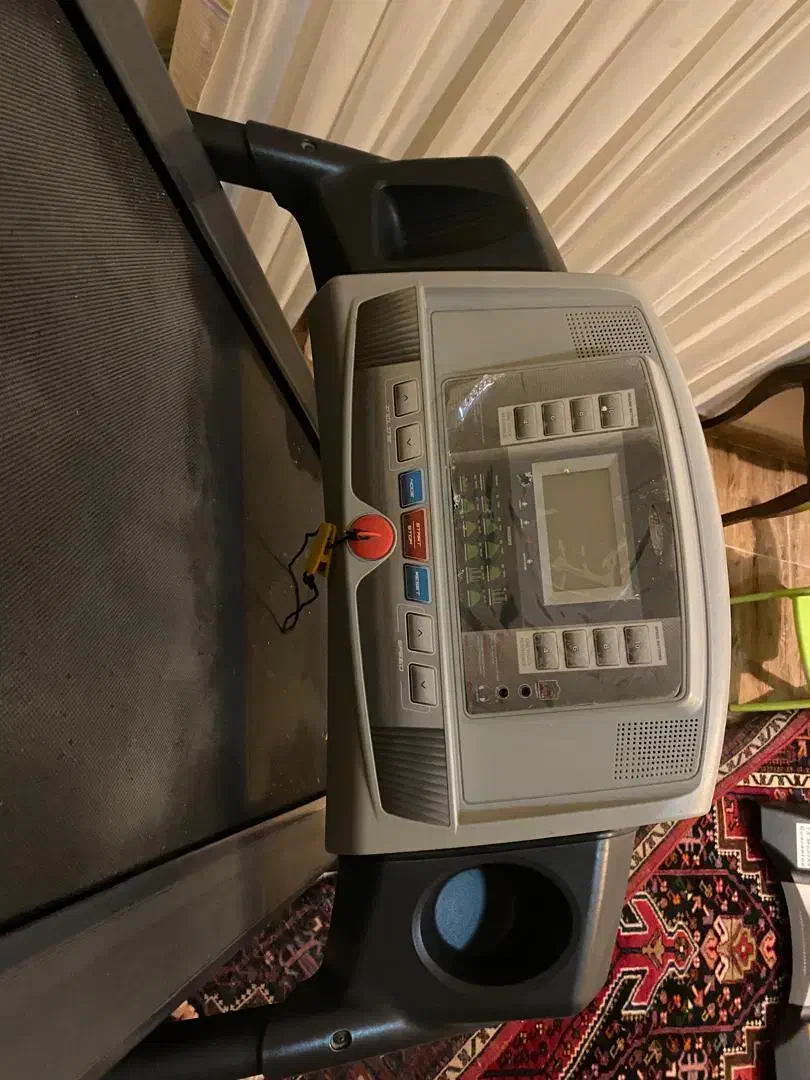 تردمیل اصل تایوانی|تجهیزات ورزشی|رشت, دیلمان|دیوار