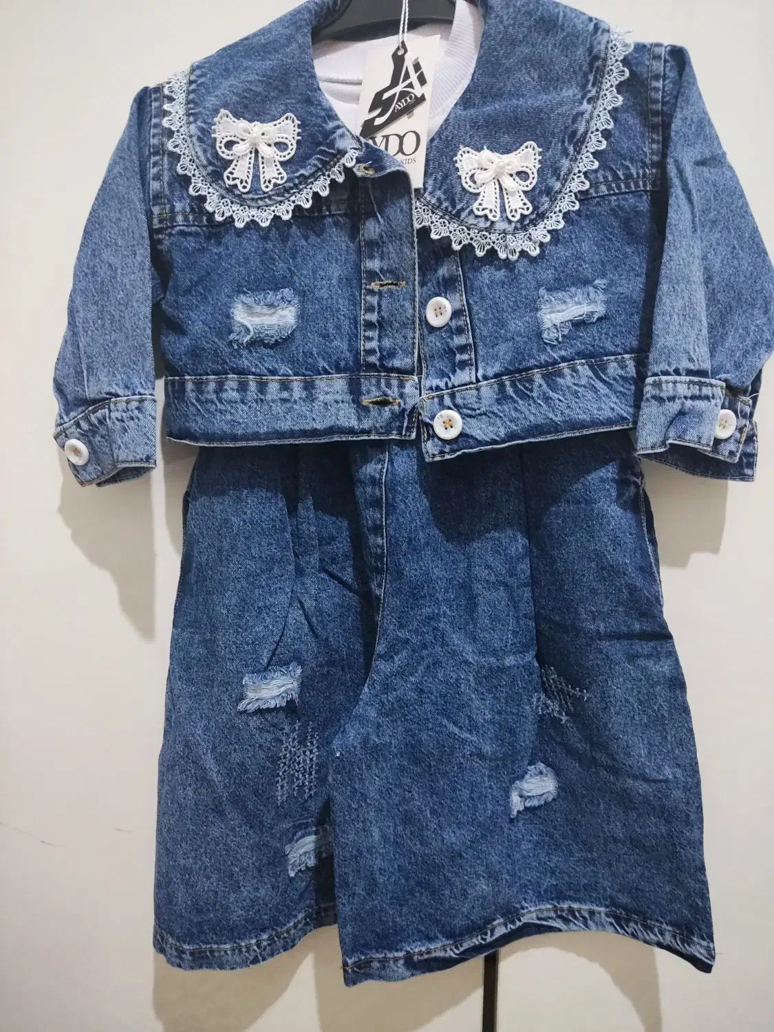 اورال و کت لی دخترانه|کفش و لباس بچه|مشهد, چهارچشمه|دیوار