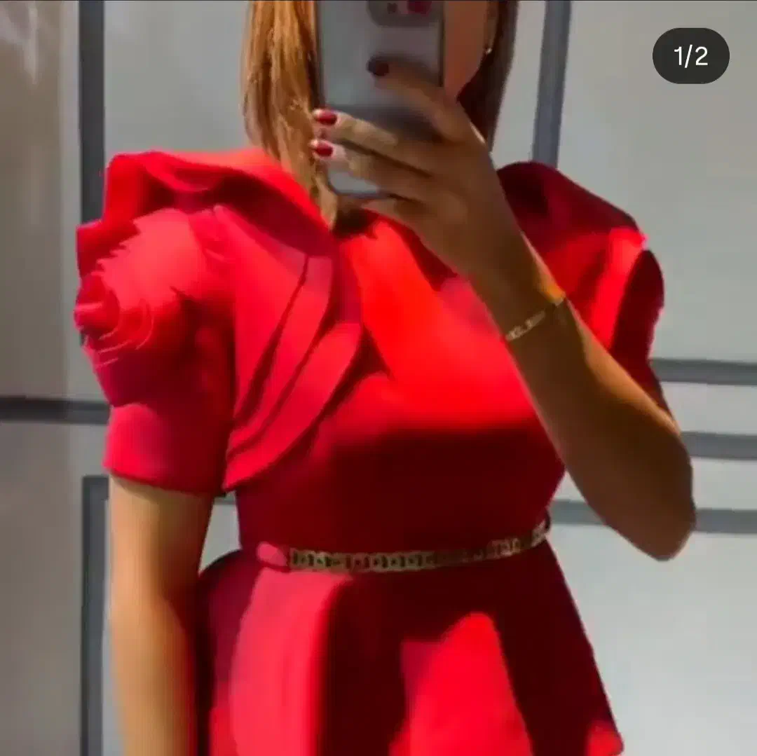 لباس یلدایی|لباس|کرج, باغستان|دیوار