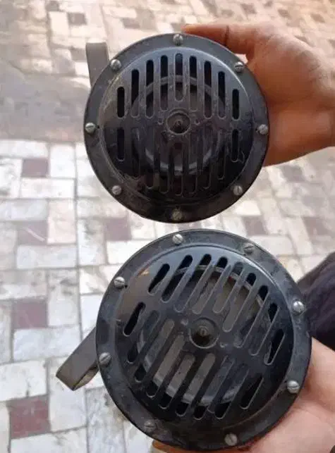 بوق ۱۰۱۱ اصل|قطعات یدکی و لوازم جانبی|قائن, |دیوار