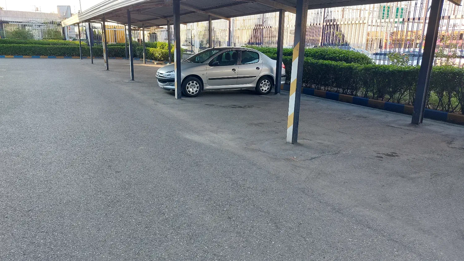 ۲۰۶ صندوقدار اتوماتیک بدون رنگ|خودرو سواری و وانت|ساری, |دیوار