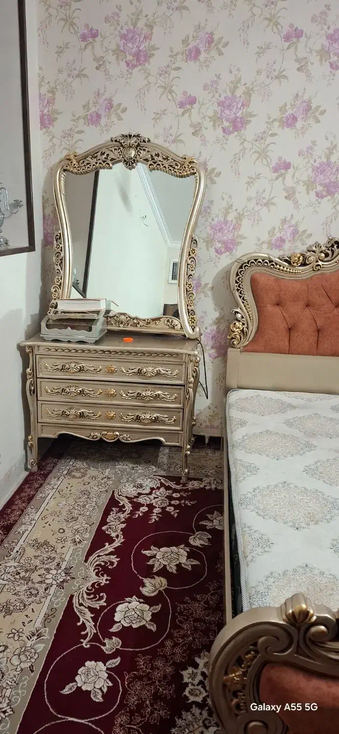 در حد نو|تخت و سرویس خواب|مهریز, |دیوار