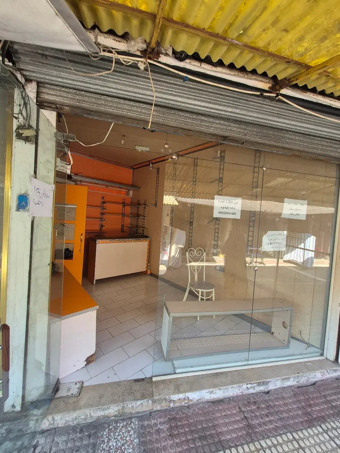 رهن و اجاره مغازه|اجارهٔ مغازه و غرفه|بندر انزلی, نیمه شعبان|دیوار