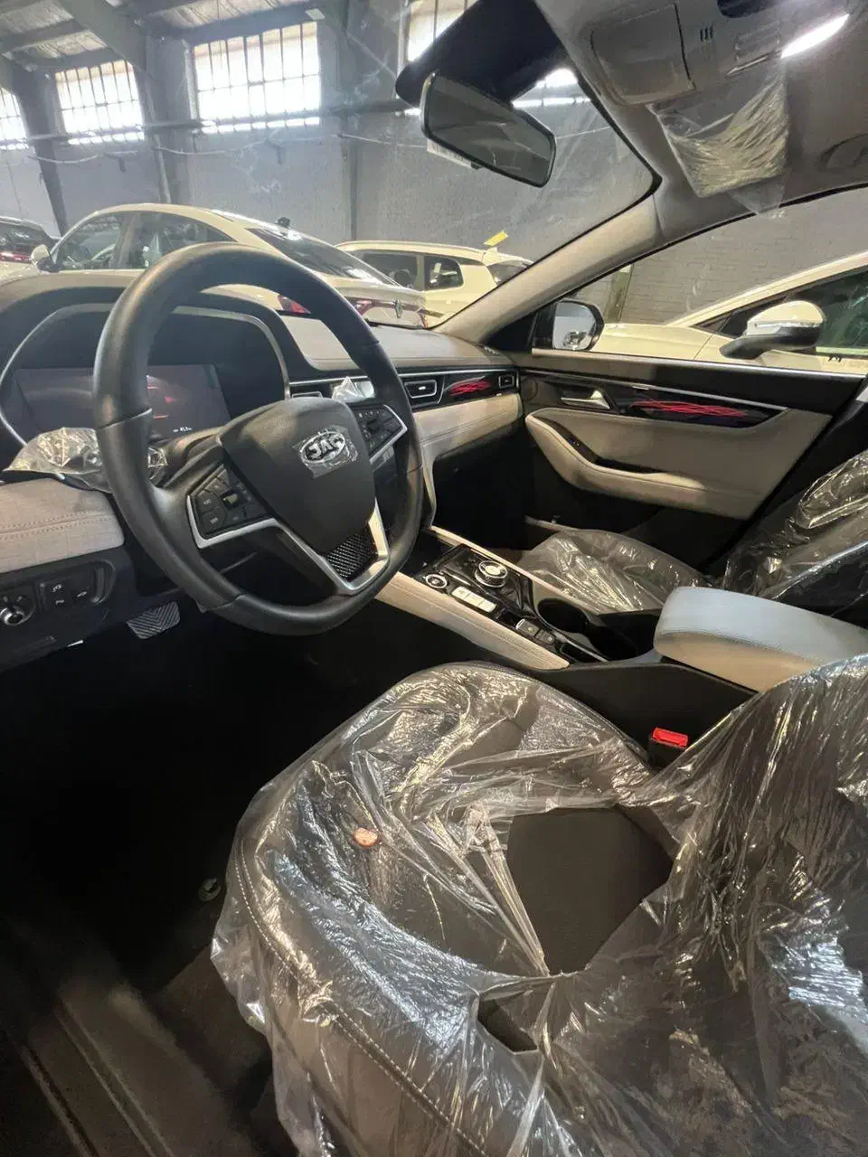 کی ام سی ej7+ مدل 1404 تجارت خودروخسروانی TKK|خودرو سواری و وانت|تهران, حکمت|دیوار