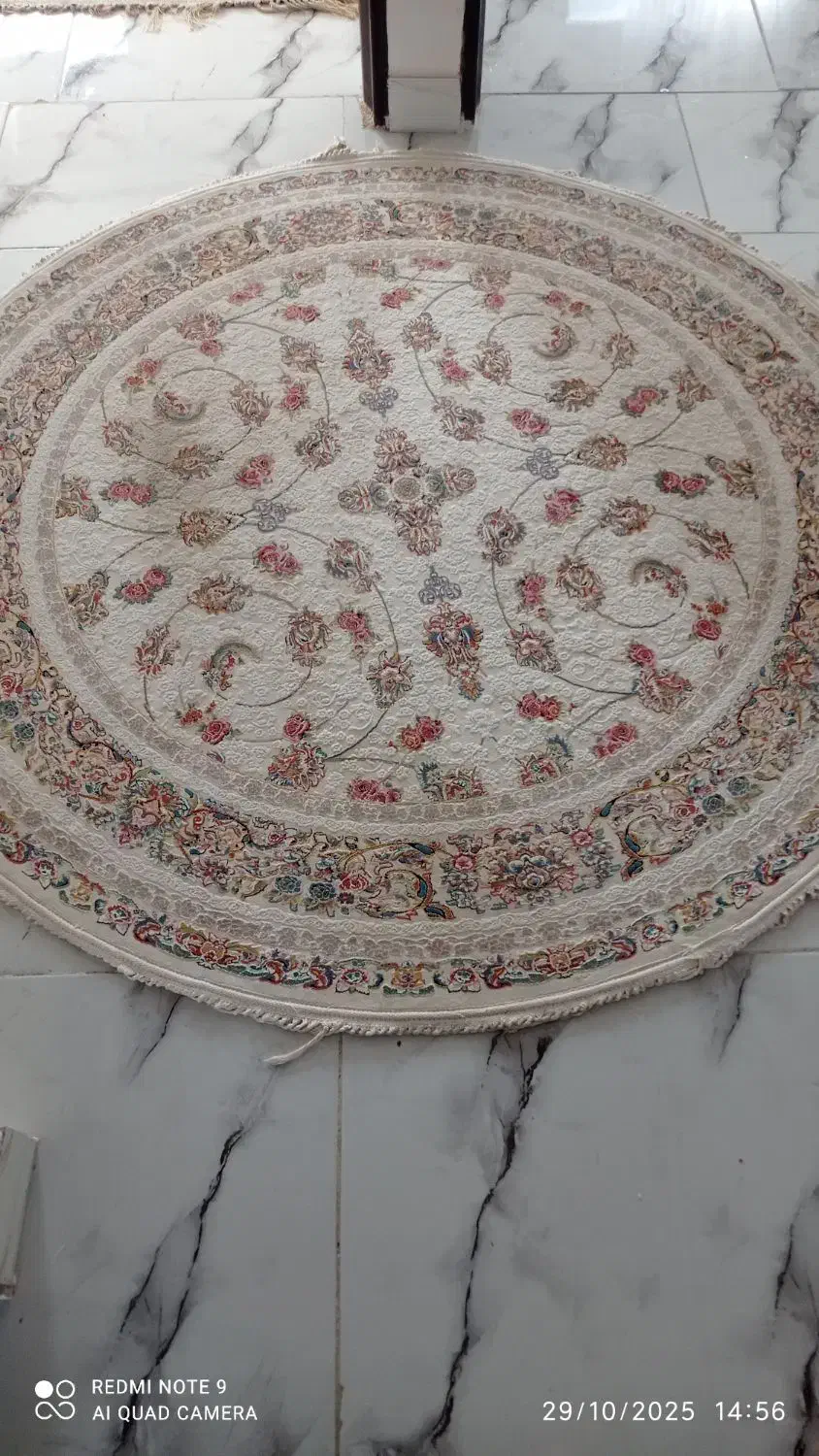 فرش 1200شانه|فرش|رشت, جماران|دیوار