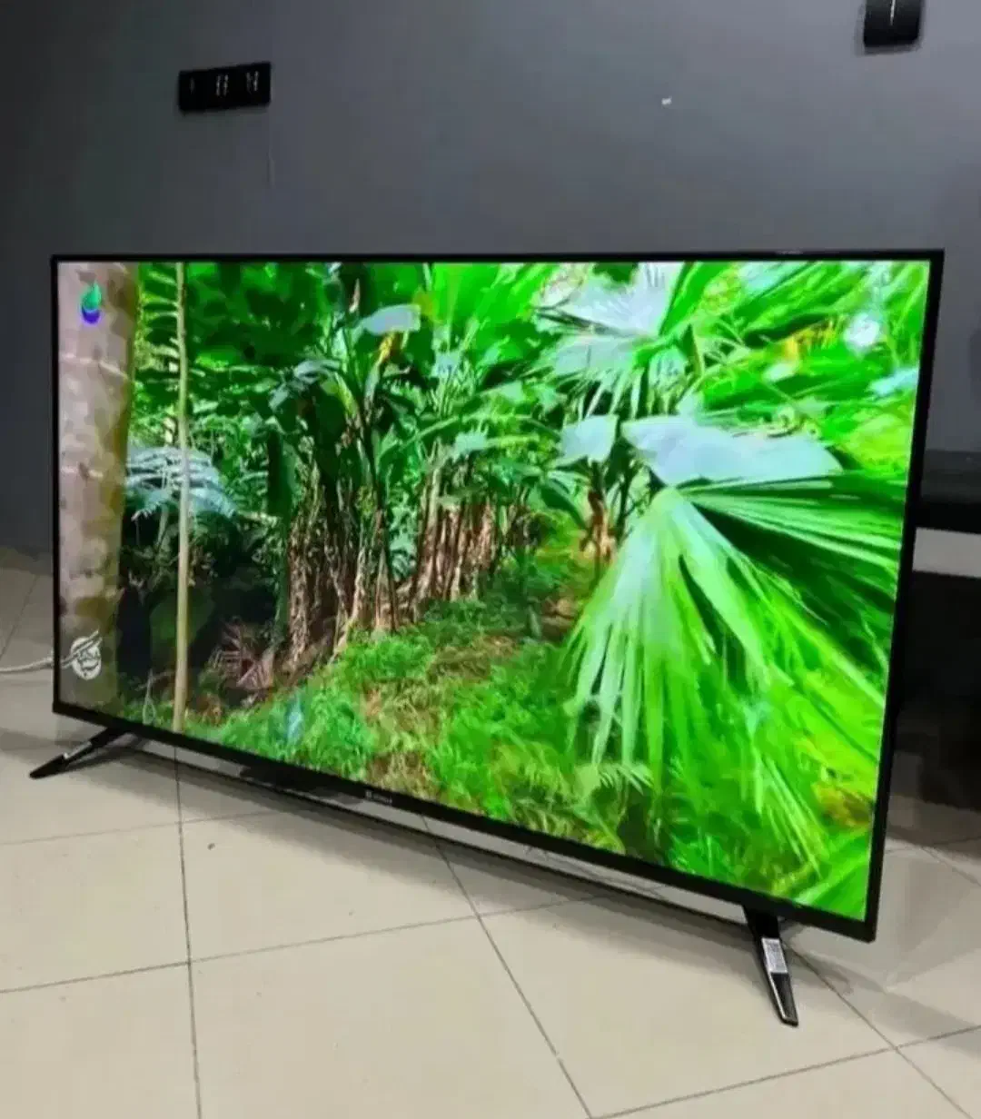 ال ای دی ۵۰اسنوا فورکی اسمارت در حد اک|تلویزیون و پروژکتور|اصفهان, خانه اصفهان|دیوار