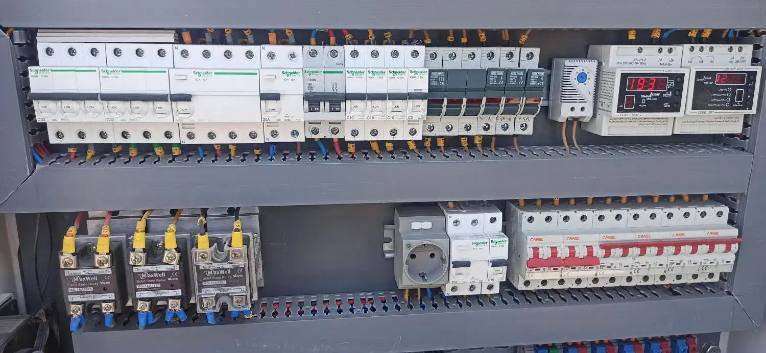 برقکار صنعتی کارخانه و خانگی با ضمانت، فوری|خدمات پیشه و مهارت|مشهد, فارغ التحصیلان|دیوار