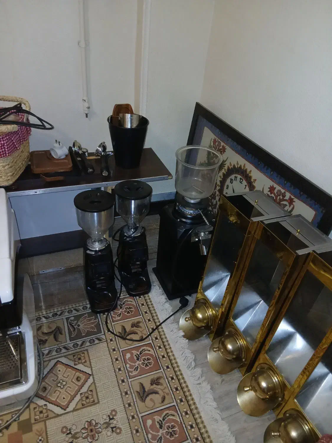 فروش دستگاه اسپرسووآسیاب قهوه ومقداری وسایل خانه|کافیشاپ و رستوران|شاهینشهر, نظامی|دیوار