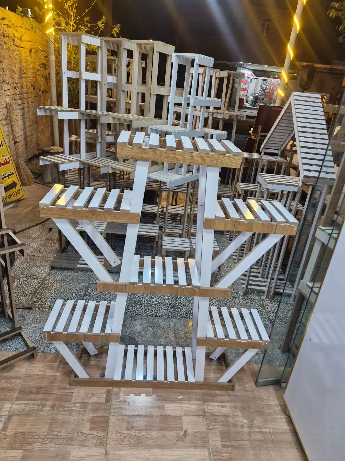 تولیدیه استند گل سجاد|گل و گیاه طبیعی|نجفآباد, جلال آباد|دیوار