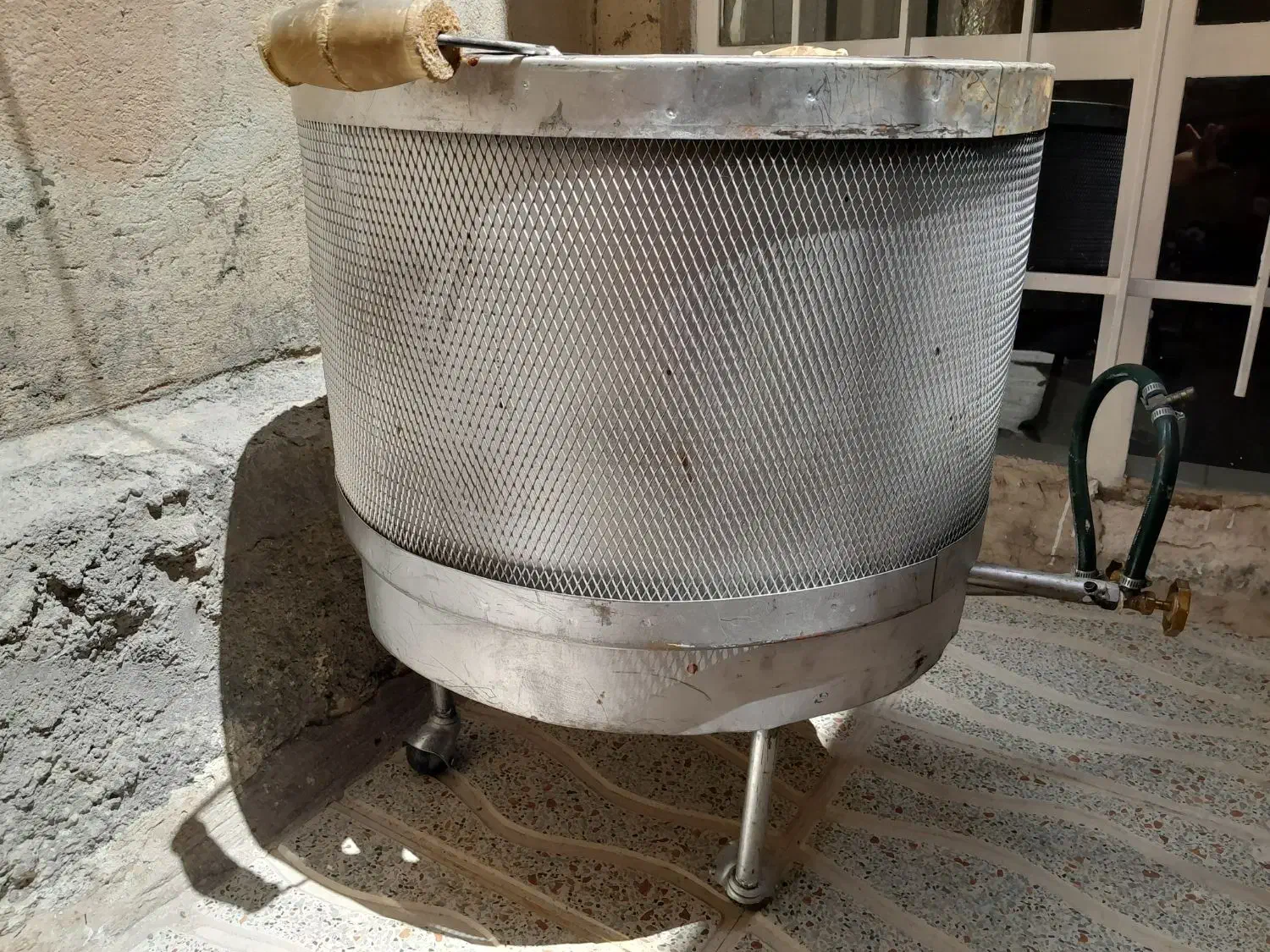 تنور گازی دست دوم|اجاق گاز و لوازم برقی پخت‌وپز|سنندج, |دیوار