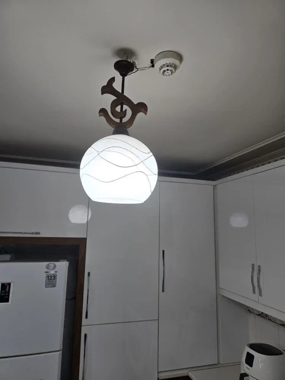 لوستر|لوستر و چراغ آویز|قم, سالاریه|دیوار