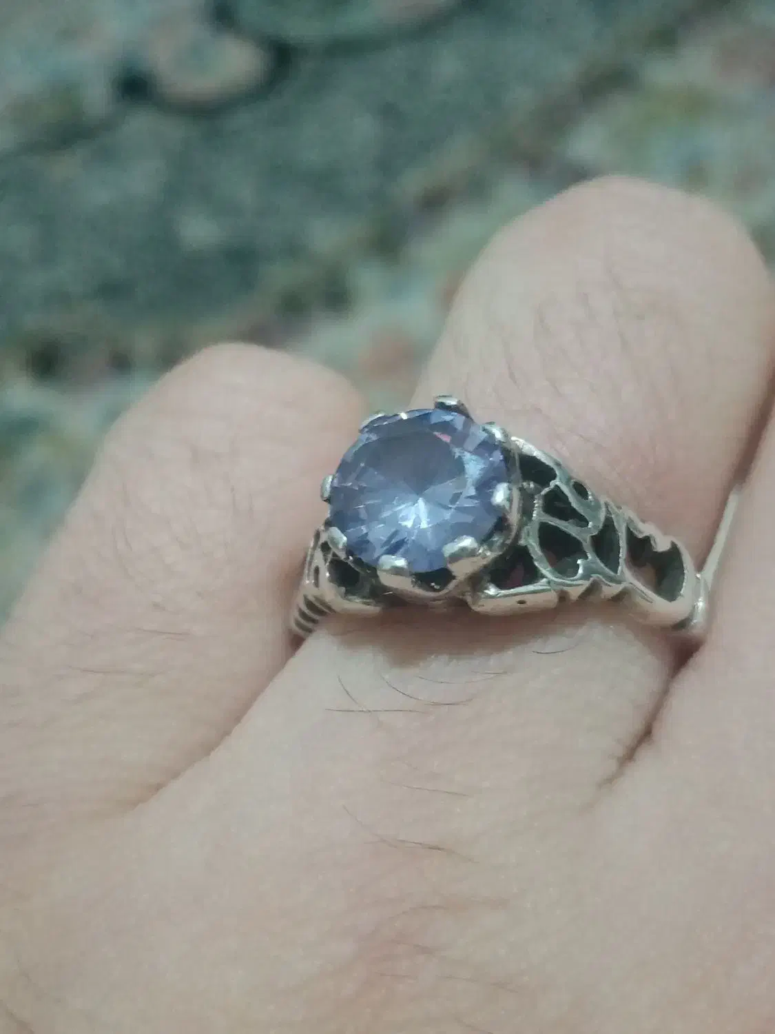 انگشترتوپازاصلی وانواع نگین های معدنی|جواهرات|کرمانشاه, |دیوار