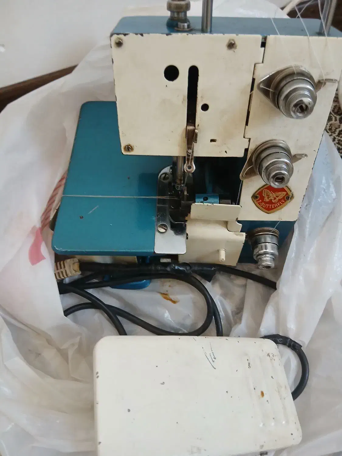 سردوز|چرخ خیاطی و ریسندگی|شهرکرد, |دیوار