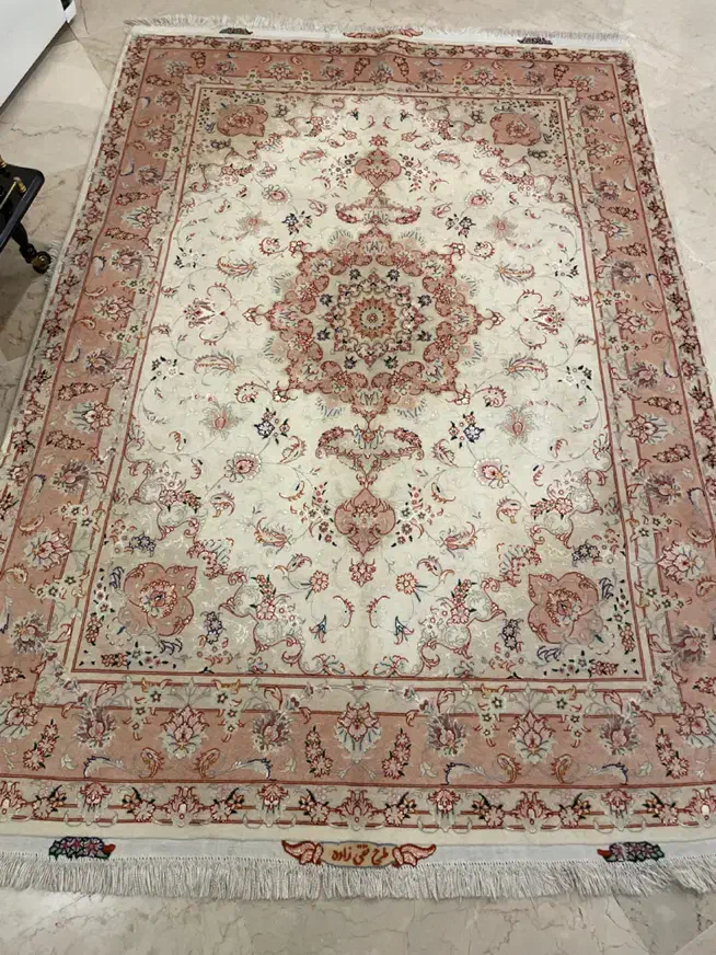 قالیچه ۳ متری چله ابریشم ۵۰ رج تبریز نقشه تقی زاده|فرش|تهران, پاسداران|دیوار