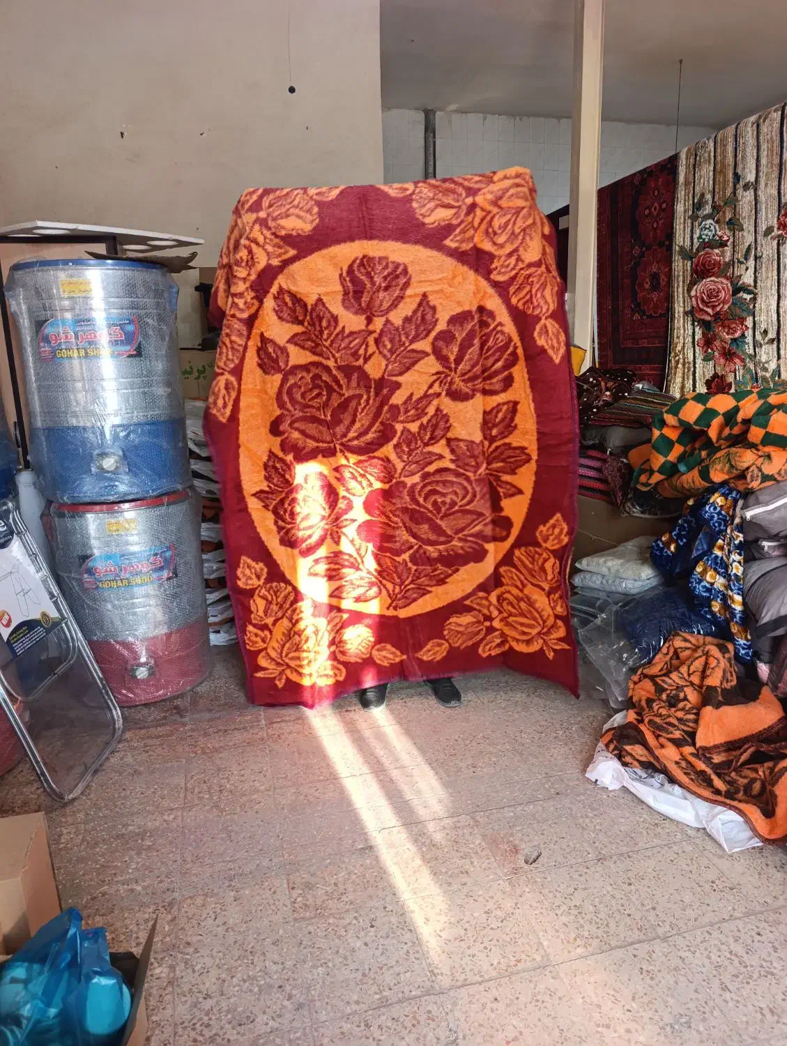 پتو. مینگ .زیر.شتری|رختخواب، بالش، پتو|خرم‌آباد, |دیوار