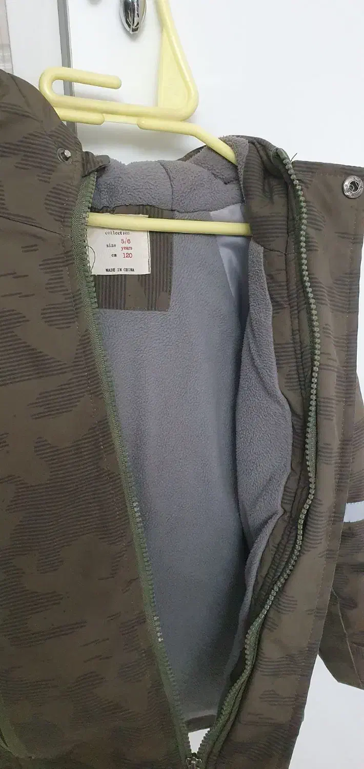 کاپشن پسرانه خارجی|کفش و لباس بچه|سبزوار, ولیعصر (نجار آباد)|دیوار