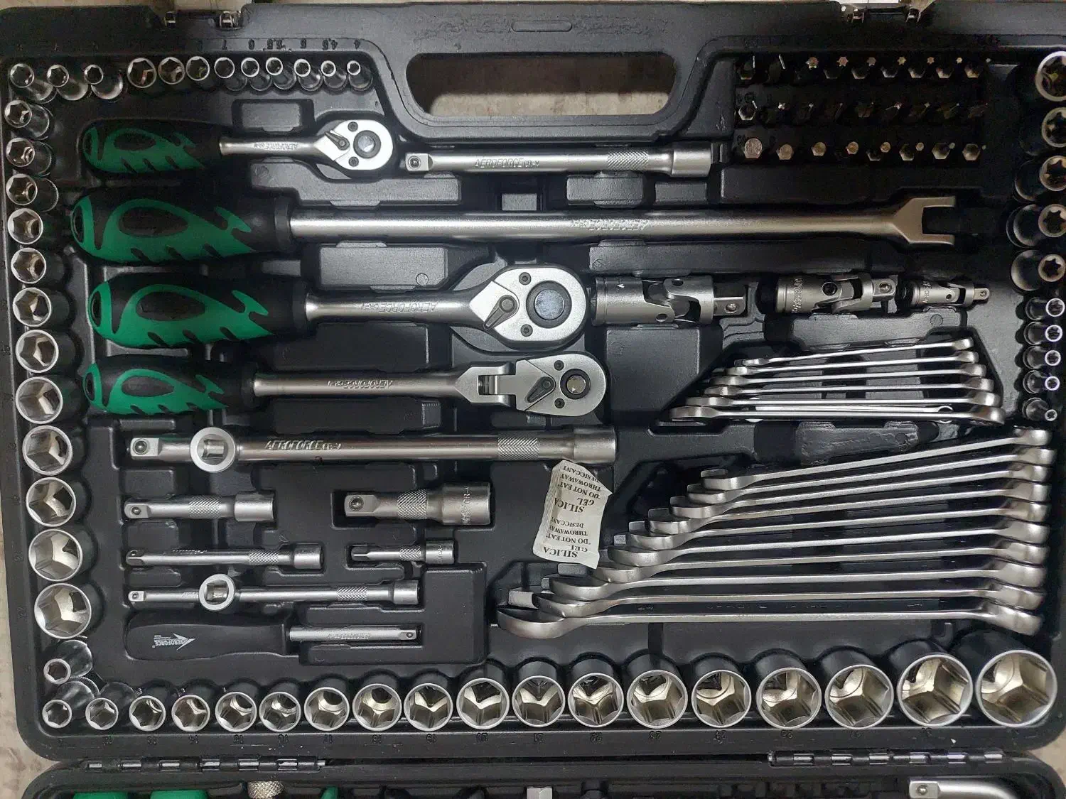 جعبه ابزار ماشین و منزل خارجی مارک|ابزارآلات|مشهد, انقلاب|دیوار