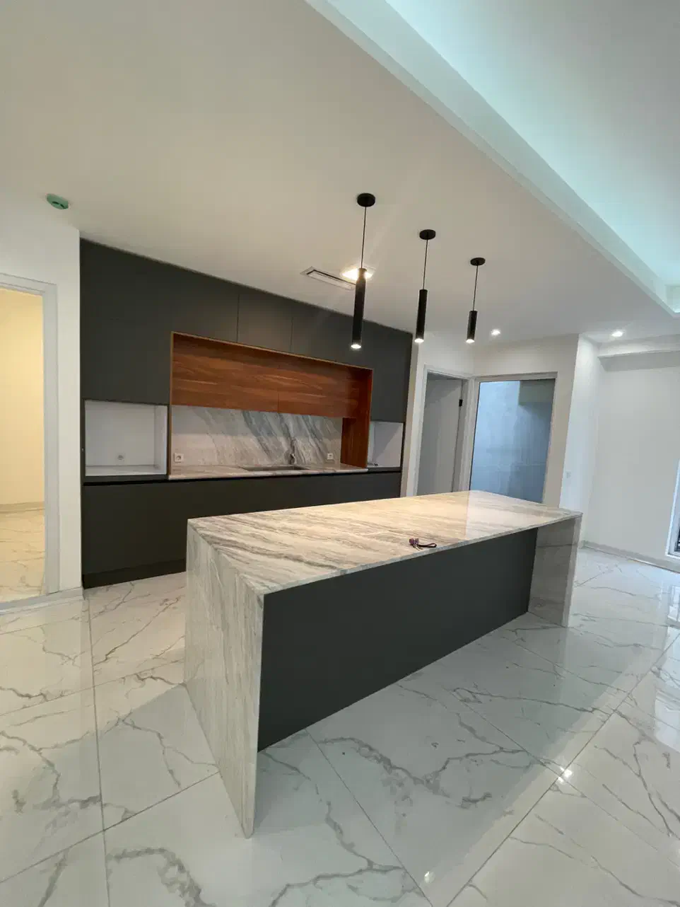 نوساز ، تکواحدی ، تاپ لوکیشن|اجارهٔ آپارتمان|نور, |دیوار