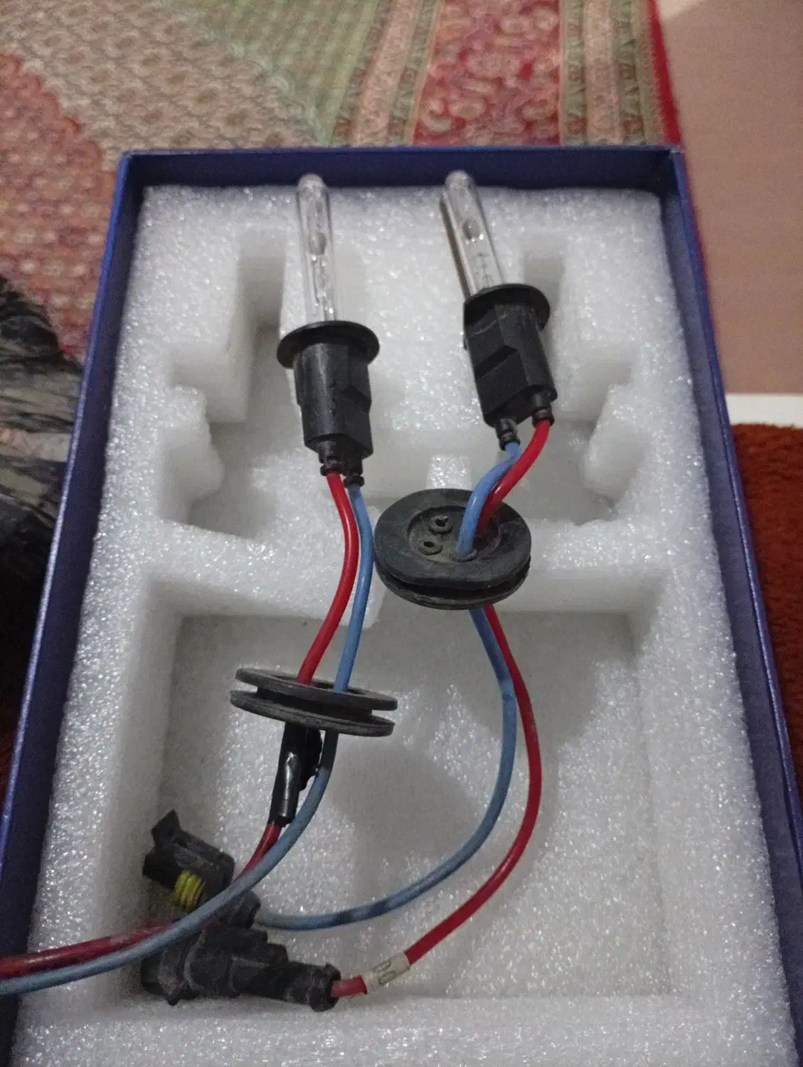 لامپ زنون|قطعات یدکی و لوازم جانبی|اسلامآباد غرب, |دیوار