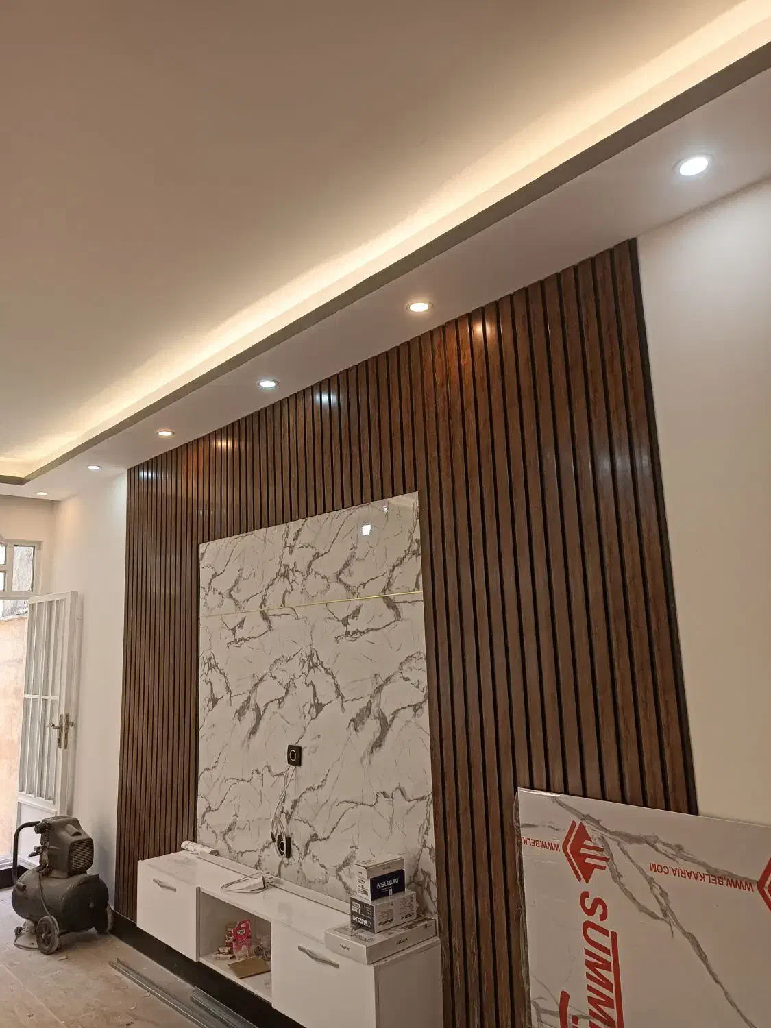 نقاشی ساختمان باقیمت مناسب|خدمات پیشه و مهارت|نورآباد, |دیوار