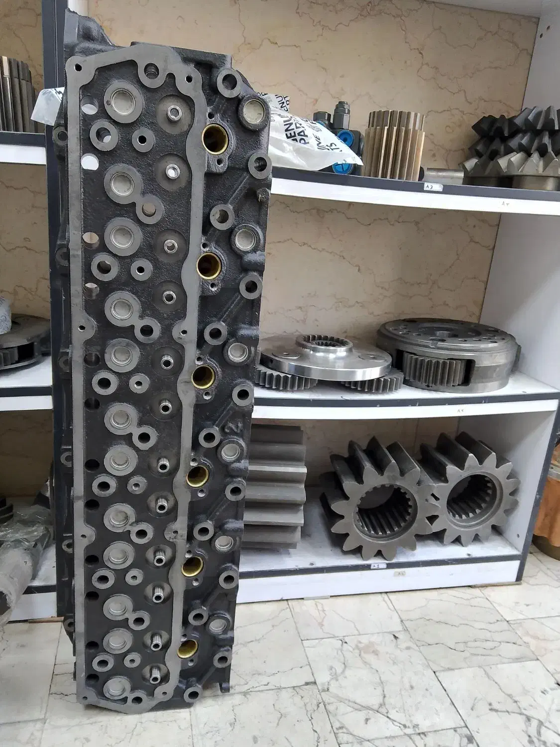 سر سیلندر بیل مکانیکی هیوندای خط ۷|قطعات یدکی و لوازم جانبی|قم, انصار‌الحسین|دیوار