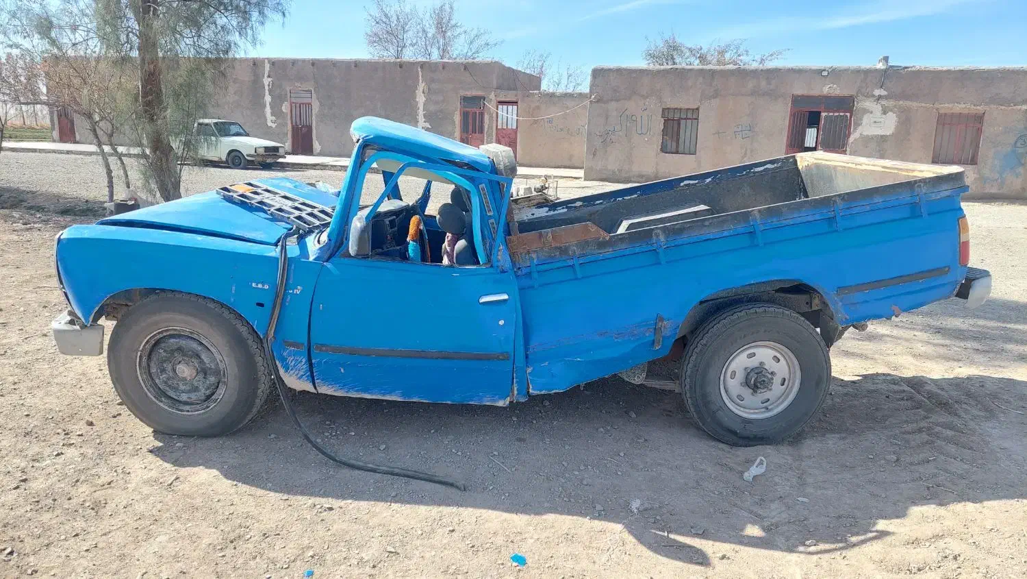 نیسان وانت تصادفی|خودرو سواری و وانت|زاهدان, |دیوار