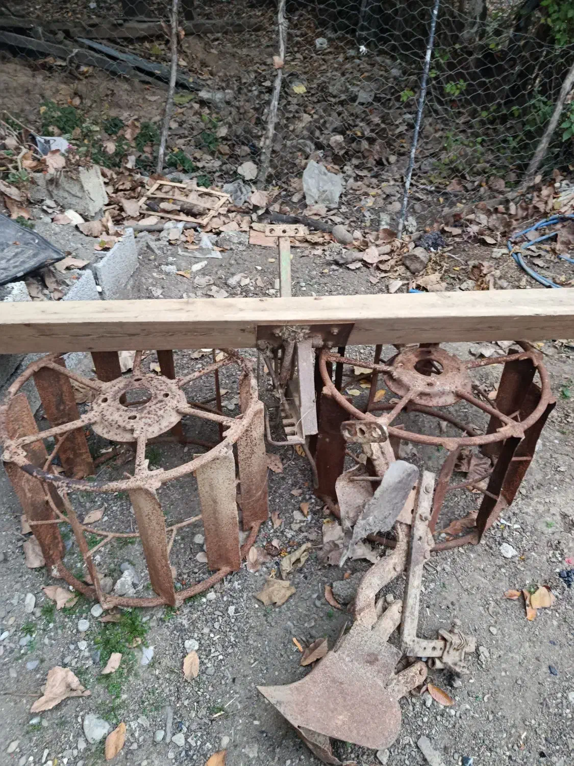 تیلر میتسوبیشی|ماشینآلات صنعتی|شاندرمن, |دیوار