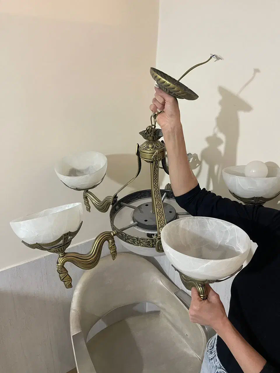 لوستر|لوستر و چراغ آویز|اصفهان, هزارجریب|دیوار