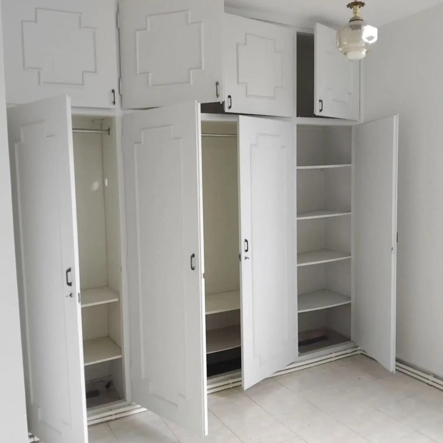 واحد ۸۵ متر دو خوابه چهارراه ولیعصر بزرگمهر