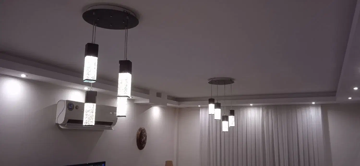 لوستر آویز کریستال مشکی مات فانتزی ۱۸۰۰ تومن|لوستر و چراغ آویز|تهران, نارمک جنوبی|دیوار