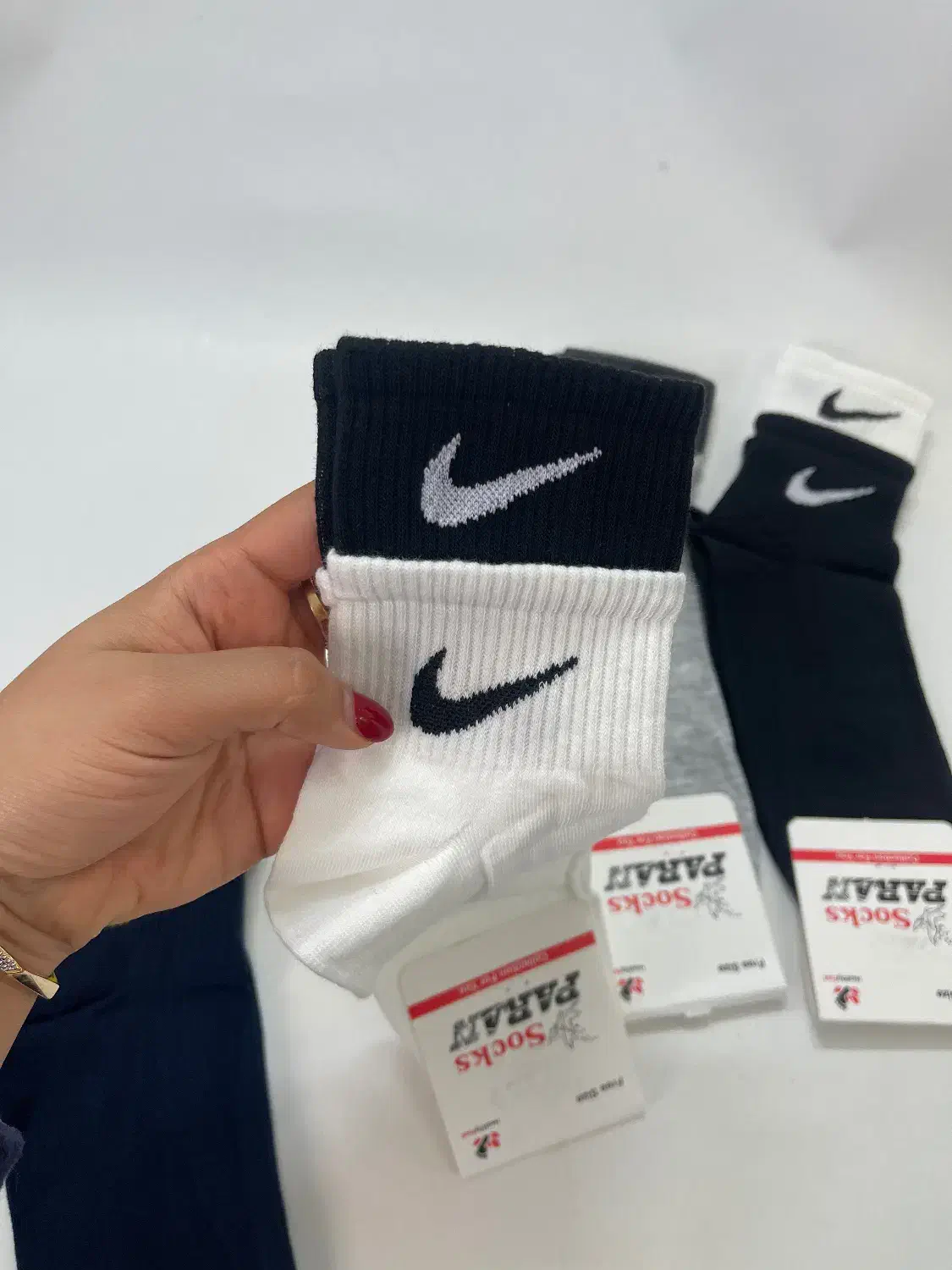 جورابای مردونه|لباس|کاشان, لتحر|دیوار