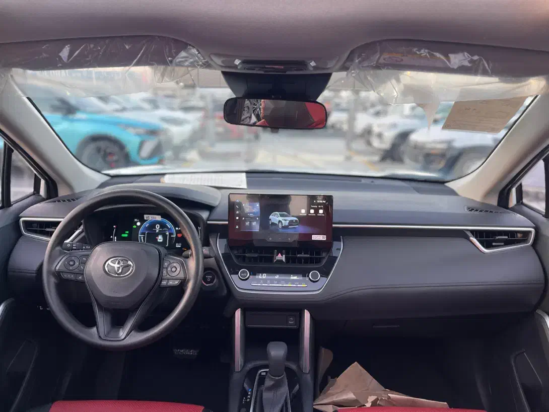 تویوتا کرولا کراس 2025|خودرو سواری و وانت|ارومیه, |دیوار