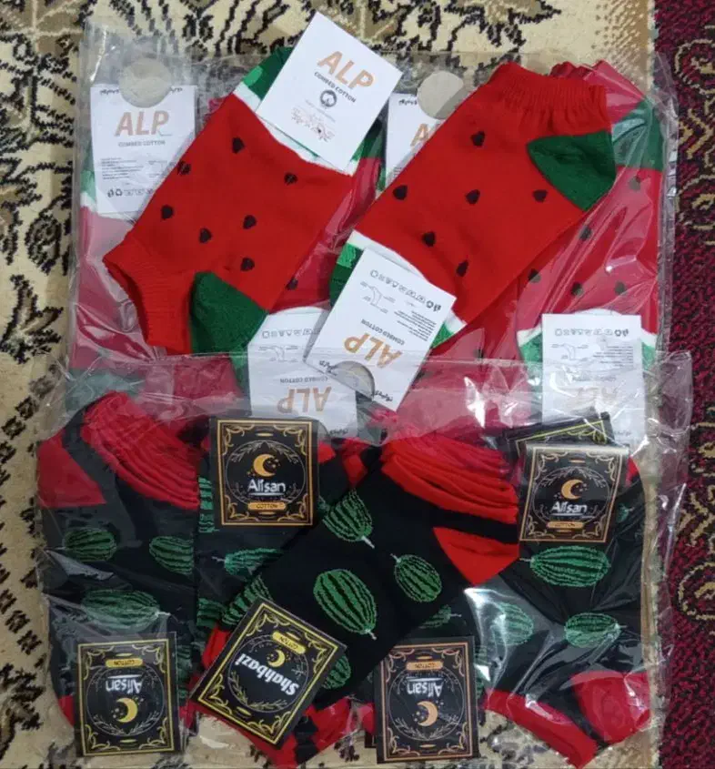 جوراب شب یلدا،مردانه،زنانه|لباس|باسمنج, |دیوار