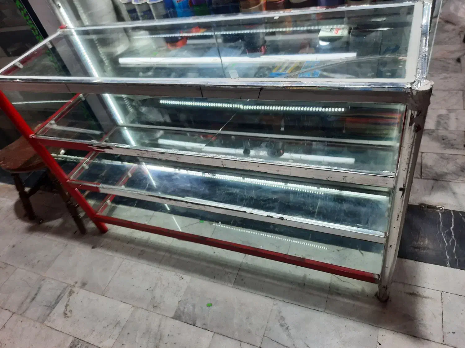 ویترین مغازه|بوفه، ویترین، کنسول|اردبیل, |دیوار