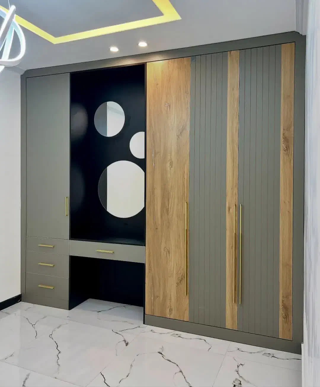 طراحی و ساخت کمد دیواری و کابینت|جاکفشی، کمد، دراور|شوش, |دیوار