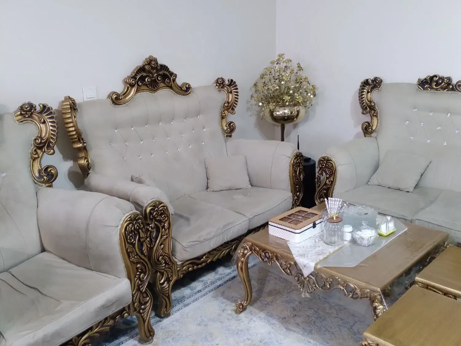 مبل ۷نفره|مبلمان خانگی و میز عسلی|اندیشه, اندیشه فاز ۵|دیوار