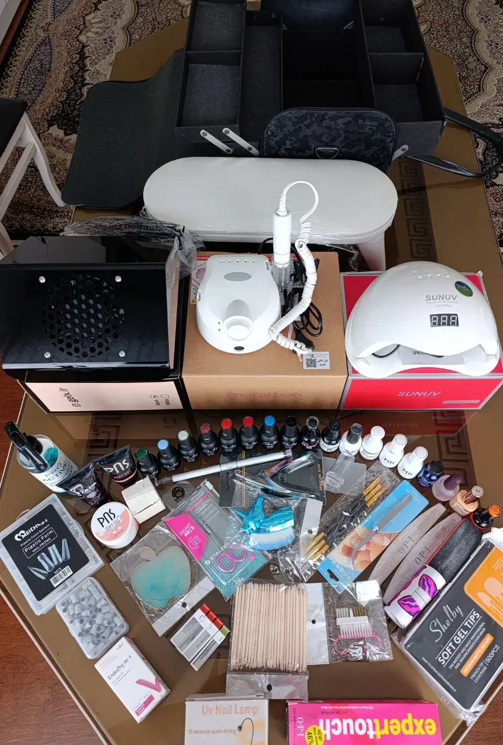 وسایل کاشت ناخن|آرایشگاه و سالن‌های زیبایی|قروه, |دیوار