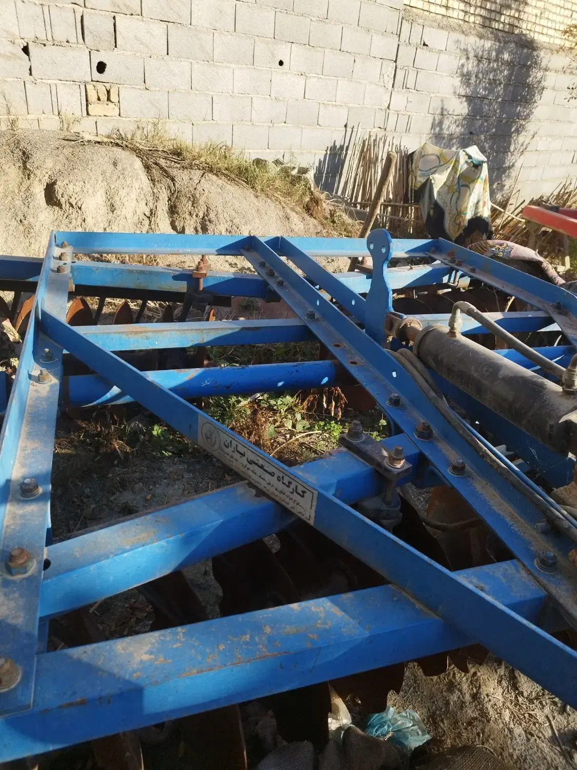 ادوات تراکتور|ماشین‌آلات صنعتی|سرخنکلاته, |دیوار